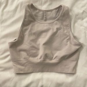 Dusty pink workout crop